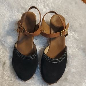Eric Michael Suede‎  Sandals